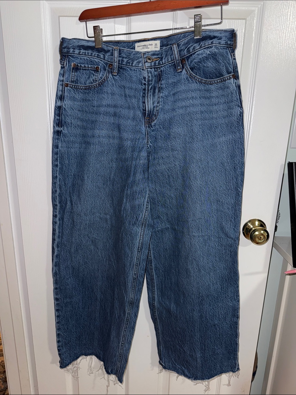 Abercrombie & Fitch Curve Love Low Rise Ultra Loose Jean